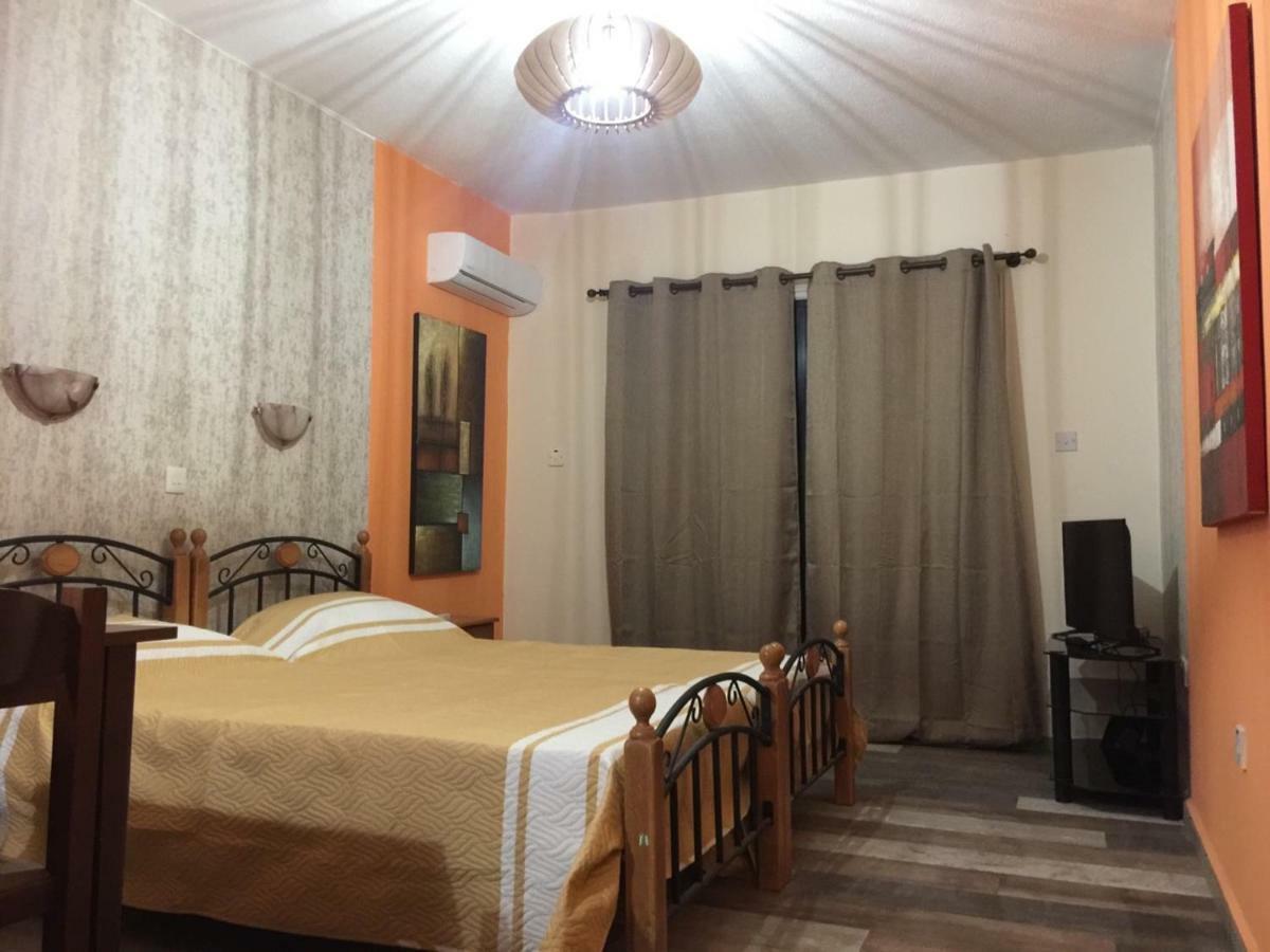 Pomelo Apartments Айя-Напа Экстерьер фото